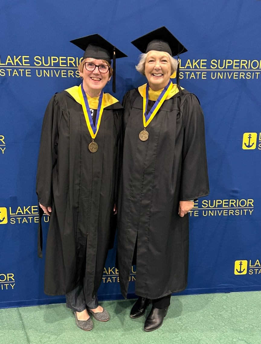 College roomies Cindy Gallaway '75 and Jeanne Shindorf '75
